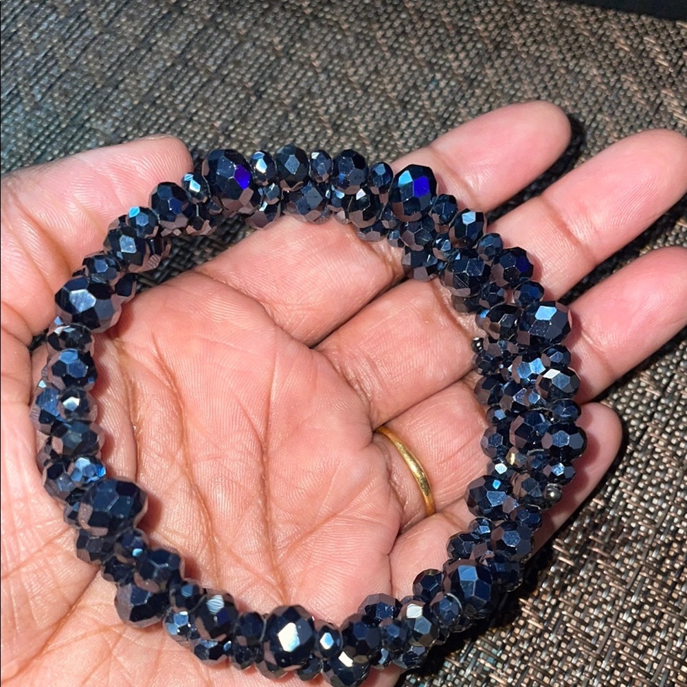 Elegant Night Blue Beaded Shiny Bracelet